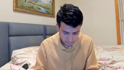 Independence model AbelAsburgo online show from September 13, 2025, 6:40 pm