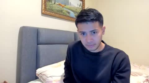 Independence model AbelAsburgo online show from September 20, 2025, 1:50 am