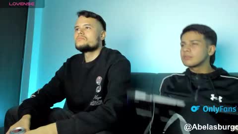 Independence model AbelAsburgo online show from November 29, 2025, 12:13 am