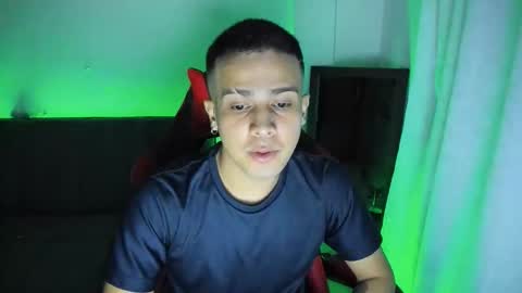 Independence model AbelAsburgo online show from February 22, 2026, 2:24 am