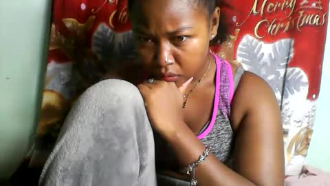 Snapshot of abella677022 chatting on June 8, 2026, 4:35 am abella677022 online show from June 8, 2026, 4:35 am