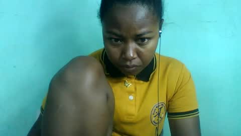 Snapshot of abella677022 chatting on June 12, 2026, 6:01 am abella677022 online show from June 12, 2026, 6:01 am