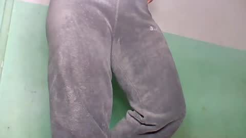 Snapshot of abella677022 chatting on June 17, 2026, 5:36 pm abella677022 online show from June 17, 2026, 5:36 pm
