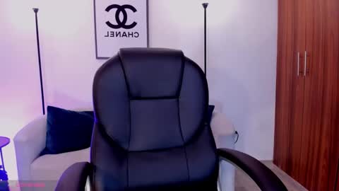  Abella Ruiz  online show from February 12, 2026, 2:56 pm