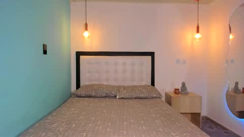  Abella and Kendra  online show from September 24, 2025, 10:07 am