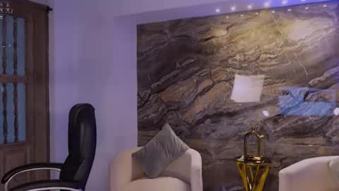  Abella  online show from September 13, 2025, 1:44 pm