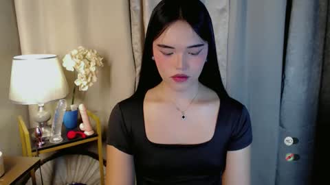 Abetterchristine online show from December 23, 2025, 1:36 am