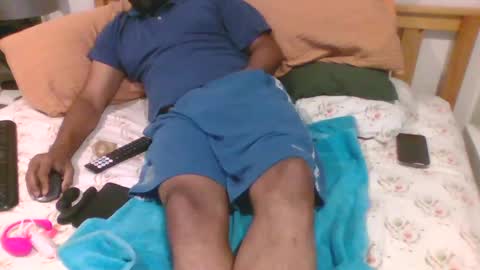 Naked Gentleman online show from December 11, 2024, 8:28 pm