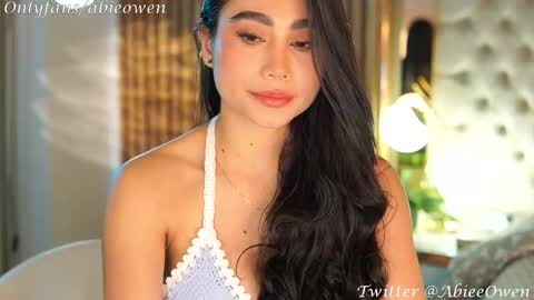 abie_owen online show from February 24, 2025, 12:41 am