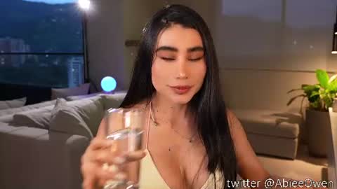 Snapshot of abie_owen chatting on July 3, 2026, 11:22 pm abie_owen online show from July 3, 2026, 11:22 pm