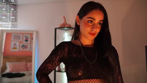 Snapshot of abigail_adamss_ chatting on March 17, 2026, 10:02 pm Abigail online show from March 17, 2026, 10:02 pm