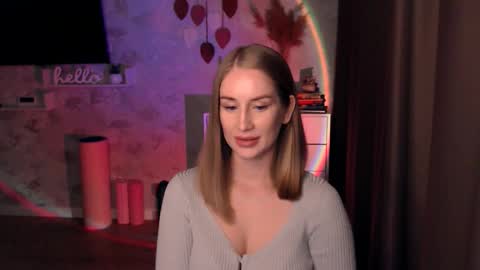 Anna online show from October 4, 2025, 8:07 pm