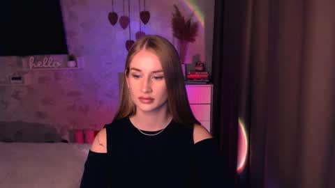 Anna online show from November 23, 2025, 8:30 pm