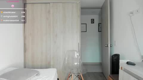 Snapshot of abigail_w chatting on February 9, 2025, 5:22 pm abigail online show from February 9, 2025, 5:22 pm