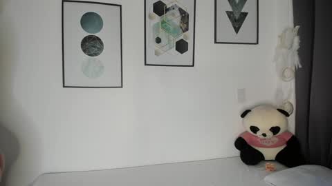 Snapshot of abigail_w chatting on September 13, 2025, 1:22 pm abigail online show from September 13, 2025, 1:22 pm