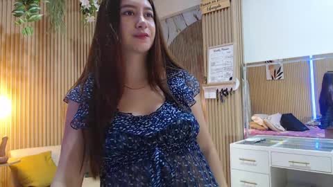 abigailowensss online show from April 6, 2026, 6:47 am