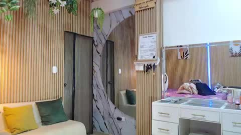 abigailowensss online show from April 20, 2026, 8:54 pm