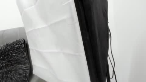 Abigail online show from November 8, 2025, 11:54 am