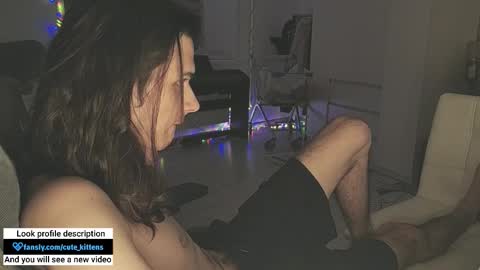 hi  cum in pvt noi extra tip online show from November 15, 2025, 2:46 pm