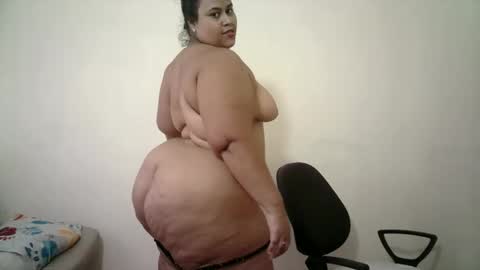 abril__ass online show from February 12, 2026, 2:23 pm