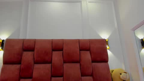 Abril jones online show from January 7, 2025, 10:54 am