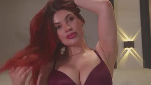 Abril Colls online show from April 23, 2026, 12:45 am