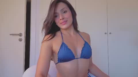 Snapshot of abrilhelena8 chatting on June 26, 2026, 9:46 am Helena online show from June 26, 2026, 9:46 am