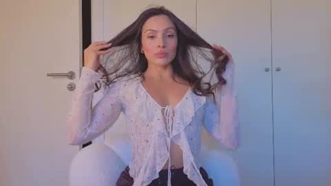 Snapshot of abrilhelena8 chatting on July 16, 2026, 9:59 am Helena online show from July 16, 2026, 9:59 am