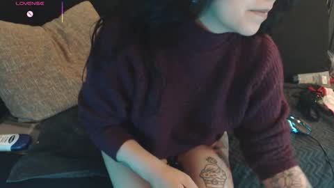 Absenta vert online show from October 7, 2025, 9:45 pm