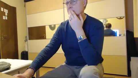 ach471 online show from December 1, 2024, 4:51 pm