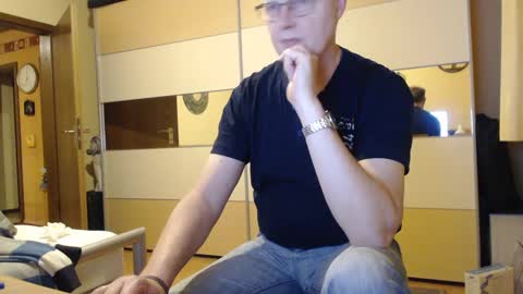 ach471 online show from January 10, 2025, 5:58 am