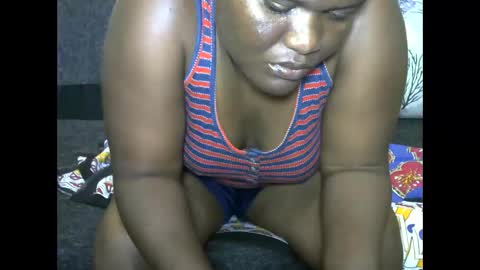 MAUREEN online show from October 26, 2025, 6:25 pm