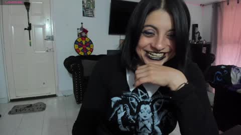 Alice online show from December 13, 2024, 9:41 pm