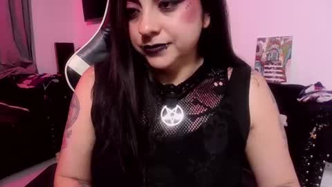Snapshot of acid_alice666 chatting on July 7, 2026, 6:47 am Alice online show from July 7, 2026, 6:47 am