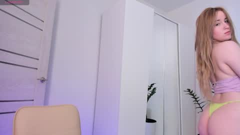 Anna FANSLY yesacid online show from February 19, 2025, 2:55 am