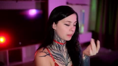 acid_pie online show from September 19, 2025, 5:53 am