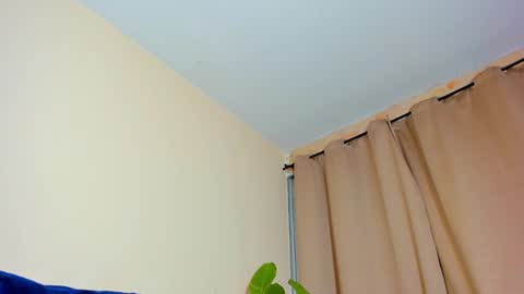 R. online show from February 20, 2025, 12:25 pm