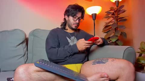 R. online show from September 14, 2025, 10:03 am