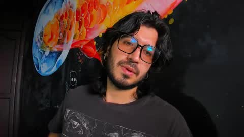 R. online show from November 4, 2025, 6:51 pm