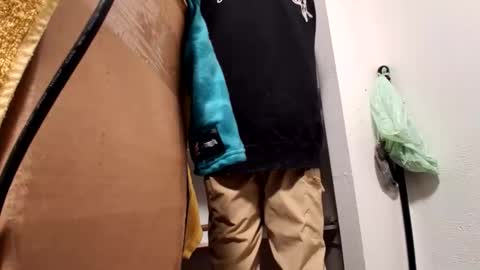 not going to tell you online show from January 11, 2026, 8:03 pm