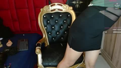 ada_luna_18 online show from April 9, 2026, 9:09 pm