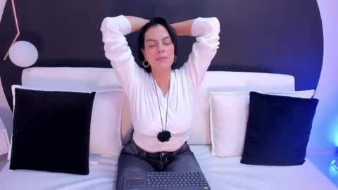 Snapshot of ada_monroe10 chatting on April 29, 2026, 1:59 pm online show from April 29, 2026, 1:59 pm