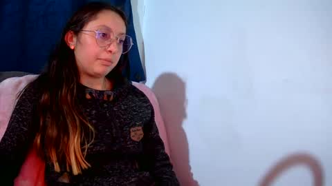 Ada naugthy28 online show from September 26, 2025, 2:26 am