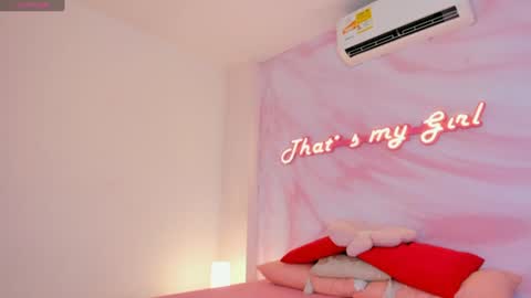Snapshot of adalyn_cute chatting on July 18, 2026, 11:47 am Adalyn Cute online show from July 18, 2026, 11:47 am