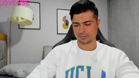 adam clarke online show from September 18, 2025, 9:17 pm