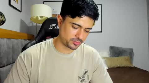 adam clarke online show from December 15, 2025, 4:06 am