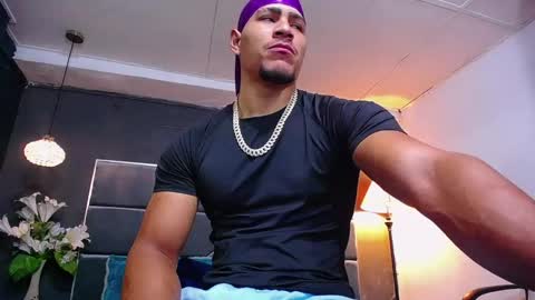 adam_fit19cm online show from September 9, 2025, 2:16 pm