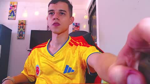 adam hot11 online show from March 19, 2026, 8:35 pm