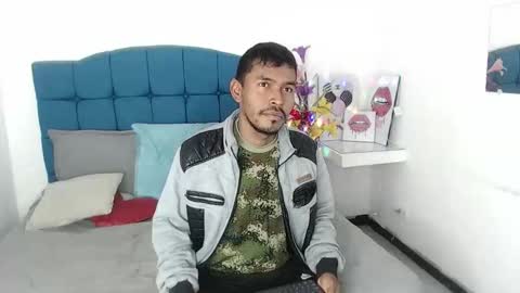 adam_morgan2 online show from November 25, 2025, 3:28 am