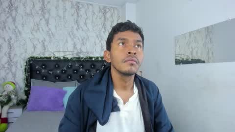 adam_morgan2 online show from December 19, 2025, 12:01 pm